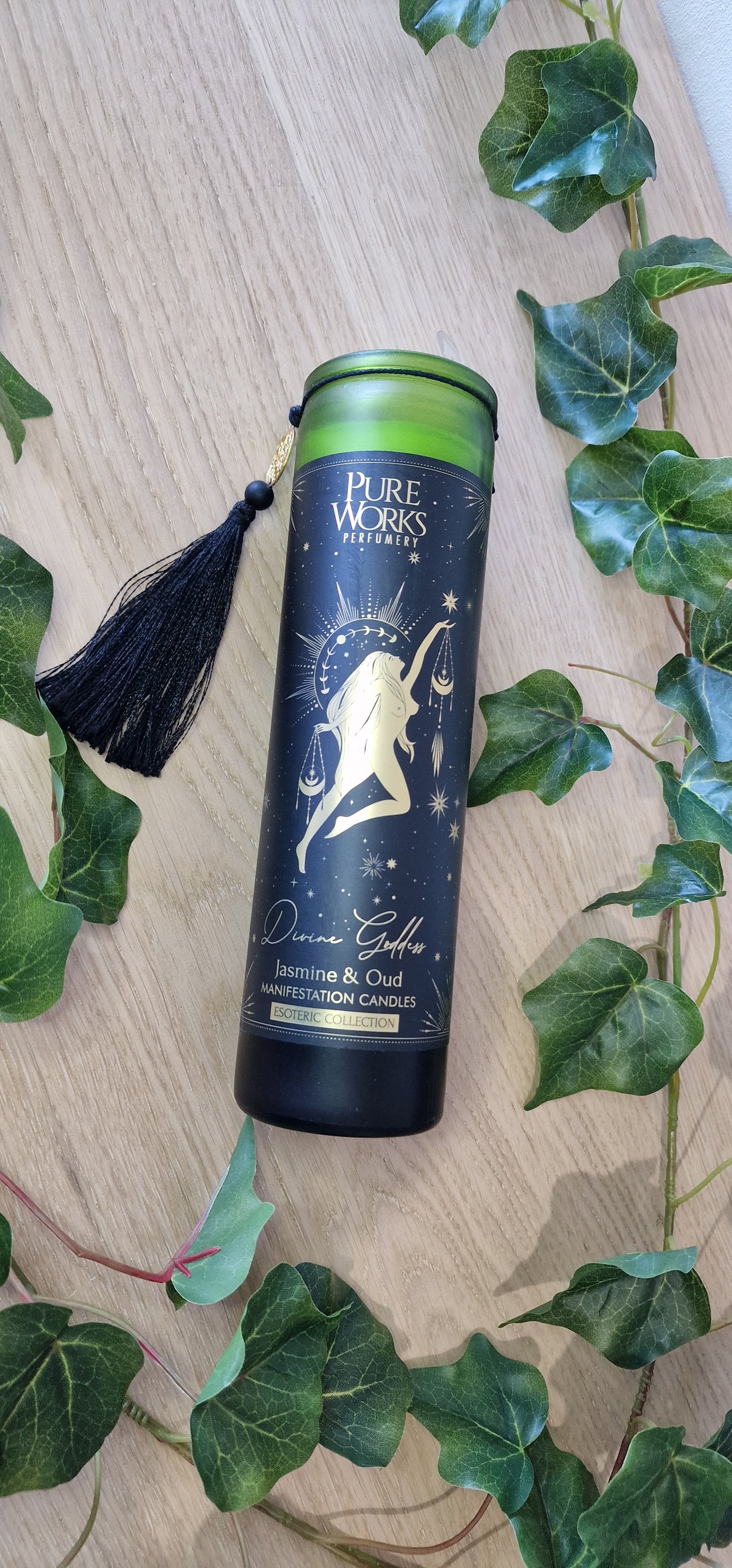Devine Goddess,, (Jasmine&Oud) Manifestatiekaars